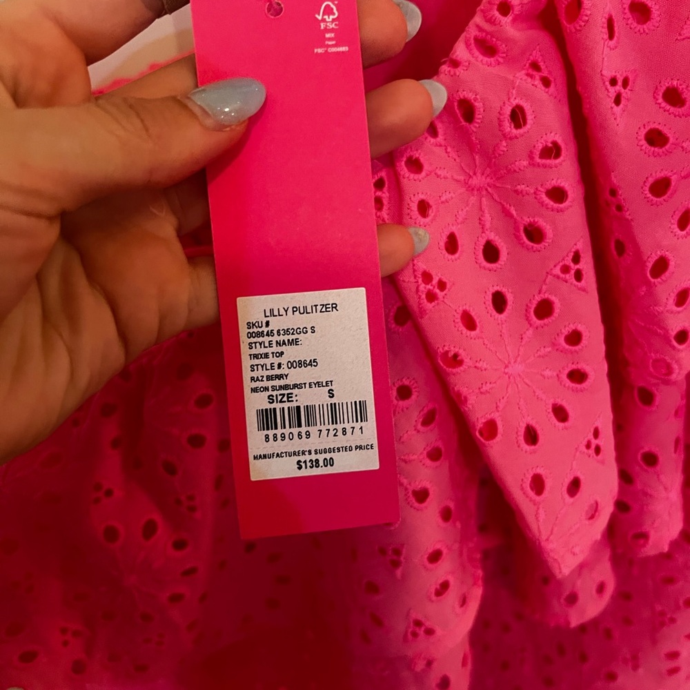 Lilly Pulitzer Trixie Top Raz Berry Neon Sunburst Eyelet Small NWT - Picture 2 of 3